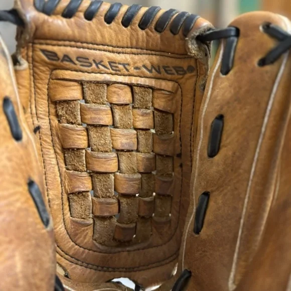 Rawlings Leather Baseball Glove 18” Gold Glove Series GG130FB - Picture 11 of 14